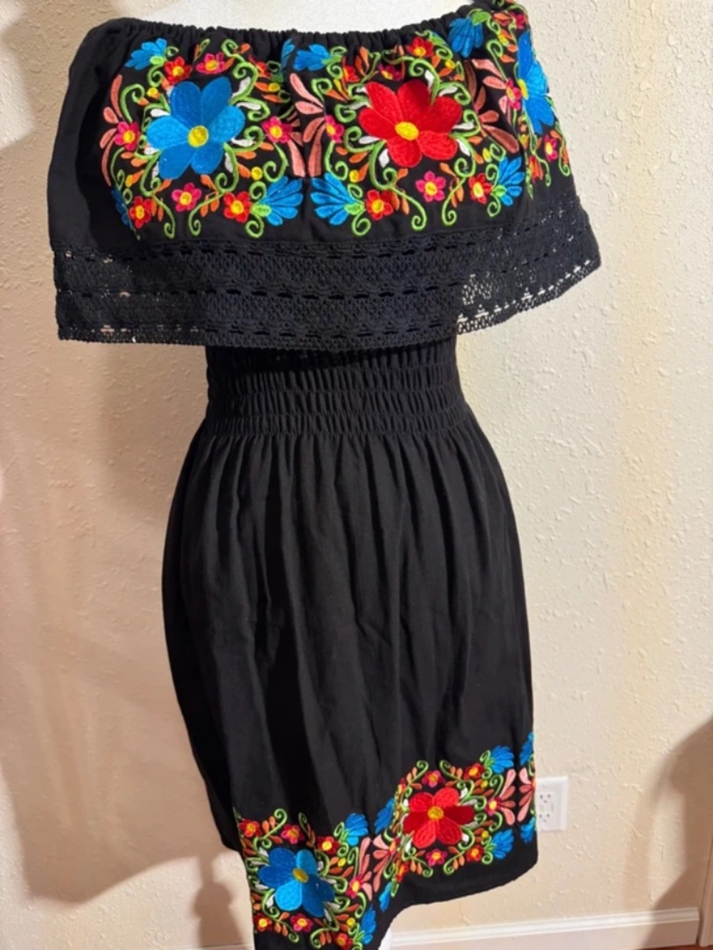 Embroidered Floral Off-the-Shoulder Dress | S